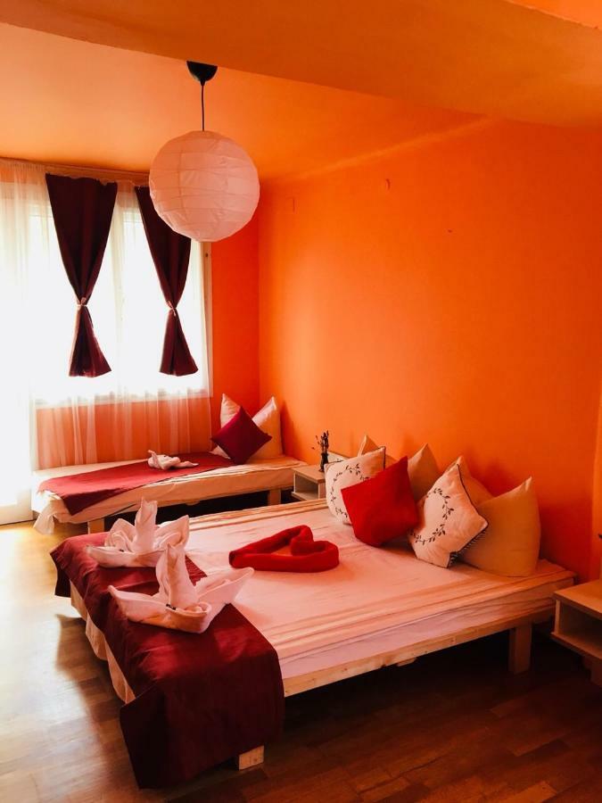 Balatoni Retro Villa Balatonfenyves Ngoại thất bức ảnh